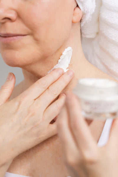 Necks-Level Smooth Ultra Smoothing Neck Cream