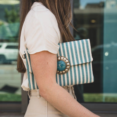 Bluebird Clutch